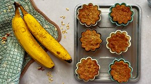 Banana oatmeal muffins for easy breakfast anytime
