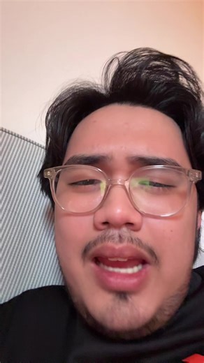 eneot (@eneotthatdump)’s video of cisgender woman and transgender woman