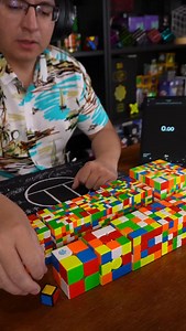 JS cuber on Instagram: "Resolviendo del 1x1 al 11x11 🤯 • • • #rubik #rubikscube #cuboderubik #cuborubik #viral #record #rompecabezas #puzzle"