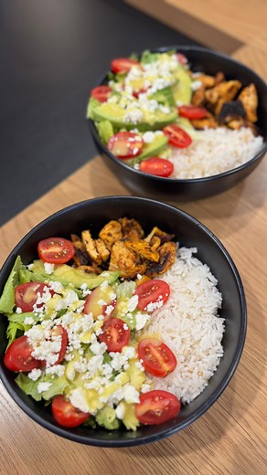 Luchi Del Mar on Instagram: "Our current staple home meal, we’ve been loving protein bowls lately 🥗🍅🥑 sipping on @ai.energydrink Easy protein meal recipe: Pick protein of choice, I picked chicken breast and marinated mine before cooking it (you can marinate yours before or after) Condiments I used for my chicken: light salt, garlic, cumin, and a lil of soy sauce. Once your pan is hot, add olive oil and cook your chicken breast for 3 minutes I added white rice as a healthy option for our carbs