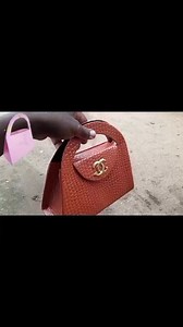 Watch and learn some bag making tips 💡 #evergreenvocational #bagmakingclass #craftsmanship #diy | Evergreen Vocational