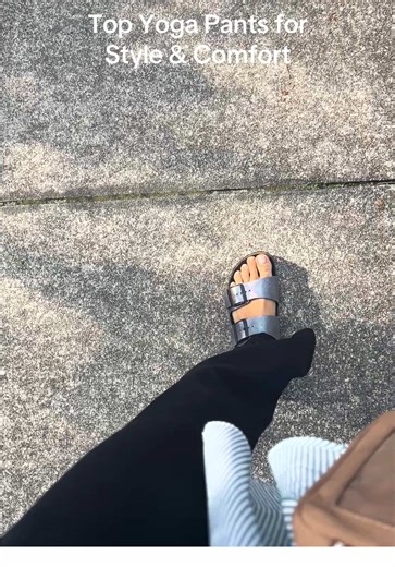 Top Yoga Pants for Style & Comfort #yogapants #athleisure #workoutwear #fitfashion #leggings Ultimate Yoga Pant Guide, Best Yoga Pants Picks