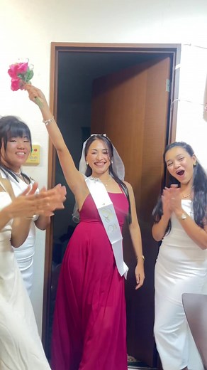 Our 2025 Bride to be 💐 . . . . . . . #creatorsearchinsights #fypage #japan🇯🇵 #bffsforever #bridesmaids @Bna💚 @Aarati J chhantyal @🫀