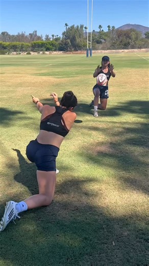 World Rugby Shop on Instagram: "Elite passing doesn’t happen overnight 🏉 @usarugby women’s 7s team training with skills coach @cprugbyskills and the @gilbertrugby Morgan Pass Development Ball — crafted for speed, accuracy, and precision. Available at World Rugby Shop."