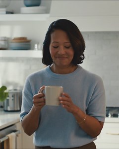 Everything you love about your pharmacist, in your phone. Refill prescriptions, manage family Rx and more—in our app. | Walgreens