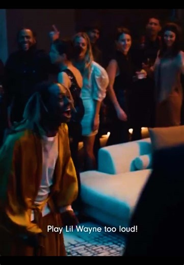 Hilarious Lil Wayne Moment Caught on Camera!