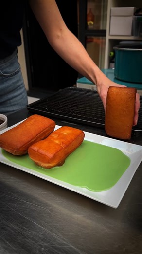 123K views · 129 reactions | Donuts do Monstro de Frankenstein! Esses donuts estão VIVOS... com sabor 履‍♂️ | Chefclub Brasil | Facebook