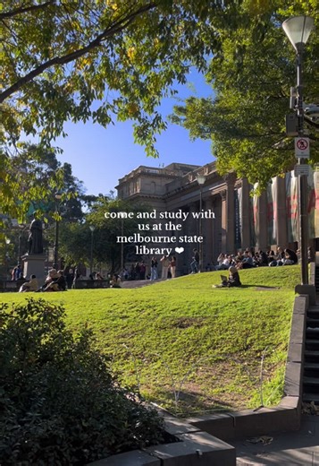 Study Vlog at Melbourne State Library: Tips & Experience