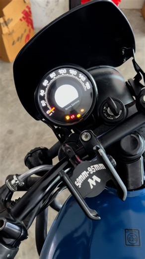 Crazy House Garage on Instagram: "Hunter 350 for sale 🔥🔥"