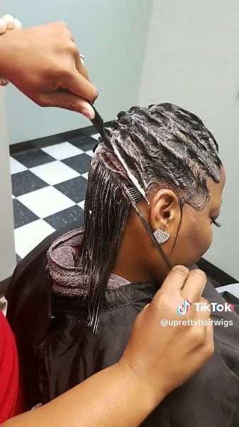 Finger Wave Tutorial Using 2 Combs for Women - Hairstyle Guide