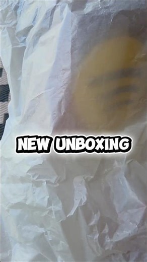 Unboxing the new FC Barcelona 25/26 Home Kit 💙❤️From the iconic crest to the number on the back