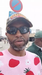 Dimanche sans voiture a Bruxelles et sans stresse Bobo manoka Papahenry Henry | Hanse humoriste congolais officiel