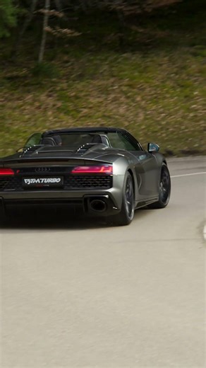 This sound is street legal.Yes. Really.BTM Titan Line exhaust. Audi R8 V10. ECE certified. 💥#R8