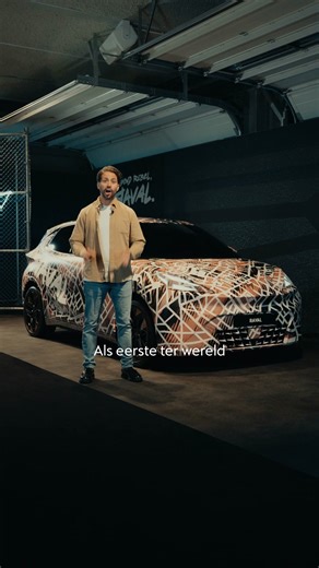 Met een bereik tot 450km* brengt de CUPRA Raval je verder dan je denkt. Deze sportieve EV is gebouwd voor het moderne stadsleven én daarbuiten. Ervaar hoe strak design, scherp rijgedrag en praktische bruikbaarheid samenkomen in één iconische verschijning. Pre-order de nieuwe CUPRA Raval nu. | CUPRA