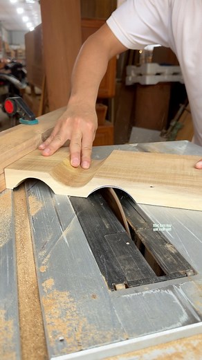 Master technique using a chainsaw #diy #tools #tips #woodworking | Satoshi-nakamoto DIY