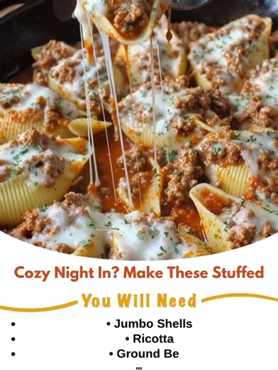 🍝🧀 Cozy Night In? Make These Stuffed Jumbo Shells! 🤤 Craving the ultimate comfort food? These cheesy, beefy stuffed shells are the perfect weeknight dinner. So easy to make and even better as leftovers! Key Ingredients: • Jumbo Shells • Ricotta • Ground Beef Ready to dive into a bowl of deliciousness? 😋 ---- 👇 Full Recipe in Coʍmеոτ 💬 ##stuffedshells ##comfortfood ##italianfood ##pastabake ##dinnerideas | Easy Daily Recipes