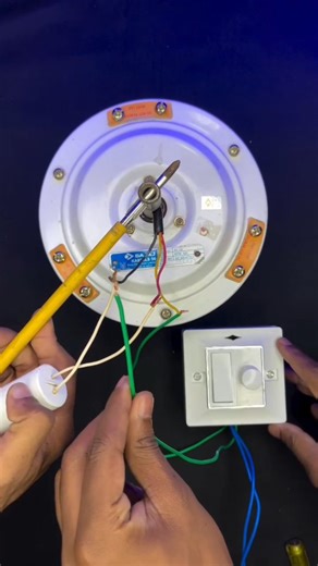 Sk.. on Instagram: "3 wire fan ka connection full video #sakibkassar1 #sk #3 #wire #fan #ka #connection #instagram #trending #viral #reels #viralreels #electrician #trendingreels #viralvideos #electric #reelsinstagram #trick #shorts #tricks #wiring #insta #sakibkassar1 #sk"