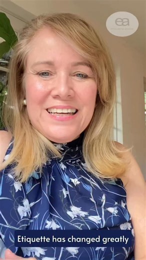 Etiquette isn’t stuck in the past — it’s keeping up with the times! 💫 It has evolved, but there are things that always remain, and there are fun things that technology brought with it. 🫣Returning a call with a text? 📱 It is now perfectly acceptable (when done thoughtfully), ever since smartphones arrived some years ago. 🫣Women 🙋🏼‍♀️ standing to greet and shake hands? 🤝 It wasn’t the norm some decades ago. It now shows confidence and respect. 😊 Taking off your AirPods 🎧 before saying hel