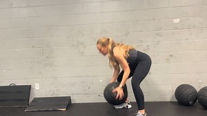 Med ball slams