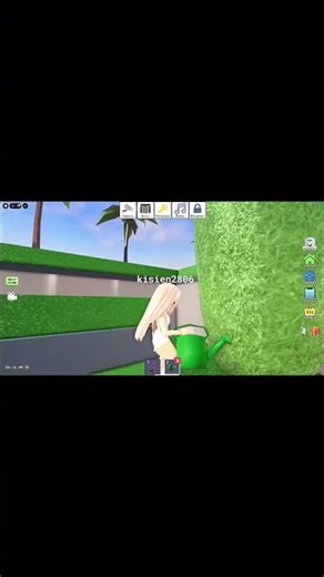 Cuidando mis plantas! #niñosgamers #boxywood #creatividaddigital