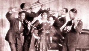Hear the First Recorded Blues Song by an African American Singer: Mamie Smith’s “Crazy Blues” (1920)