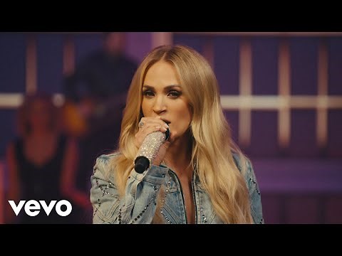 Carrie Underwood - Velvet Heartbreak (Live From Good Morning America)