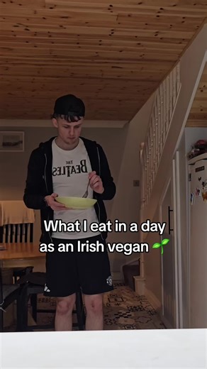 What I eat in a day as an Irish vegan 🌱 Those cream eggs are 🔥 #whatieatinaday #plantbased #veganfood #veganlife #vegan