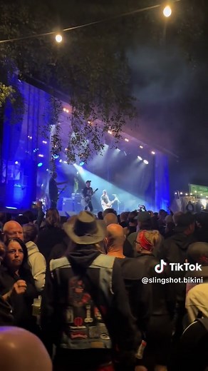 Vidéos de slingshot bikini (@slingshot.bikini) avec origineel geluid - slingshot bikini