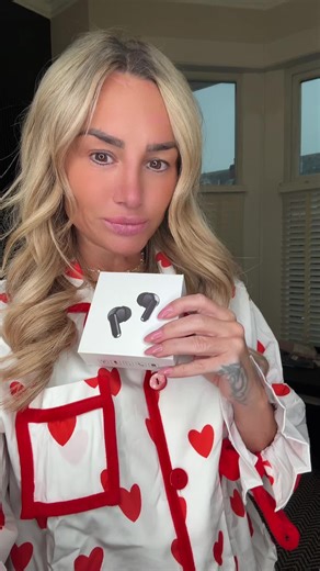 The Ultimate Guide to Translation Headphones for Travel