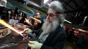 Degenerate Art: The Art and Culture of Glass Pipes | Netflix