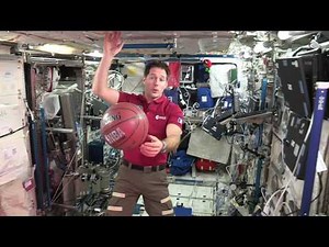 "En micropesanteur" avec Thomas Pesquet