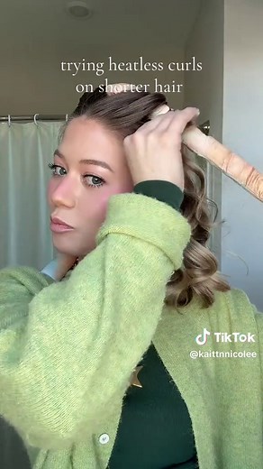 Best Heatless Curls Method for Short Hair