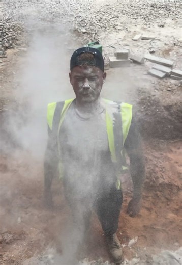 Tips for Safe Working Distances in Construction