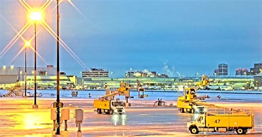 Pearson Airport in ‘recovery’ after blizzard