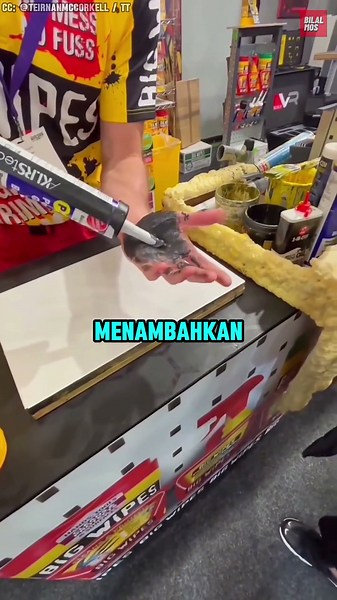 Dia Harus Membuktikan Produknya Berhasil