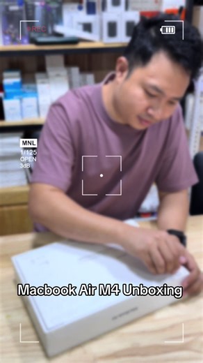 Macbook Air M4 Midnight Unboxing 😊
