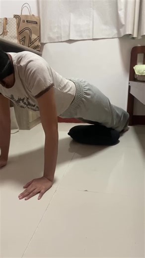 Day 11 | 5 negative push up and 15 knee push up (hardest yet 🥲) #calisthenics