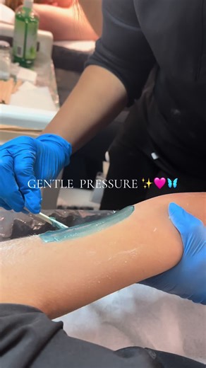 Gentle Pressure Techniques for Effective Waxing