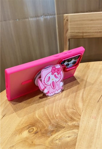 Exploring Unique Phone Accessories for Enhanced Convenience