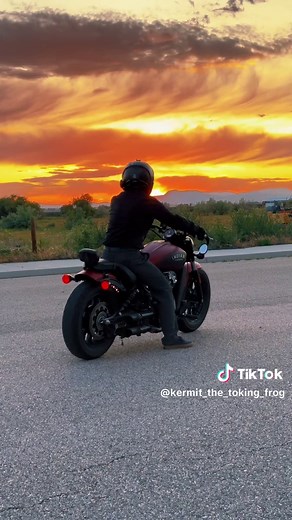 Indian Scout Bobber Motorcycle Ride with Kermit | Utah Sunset Adventure