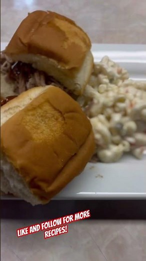 Pulled pork sliders!