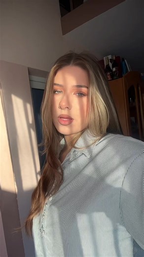 Videoclipuri postate de Lav🎧 (@lav_com) cu original sound - li - polina