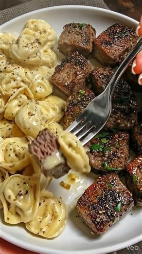 🥩🧀 **Garlic Butter Steak Bites & Creamy Cheese Tortellini By Bella**