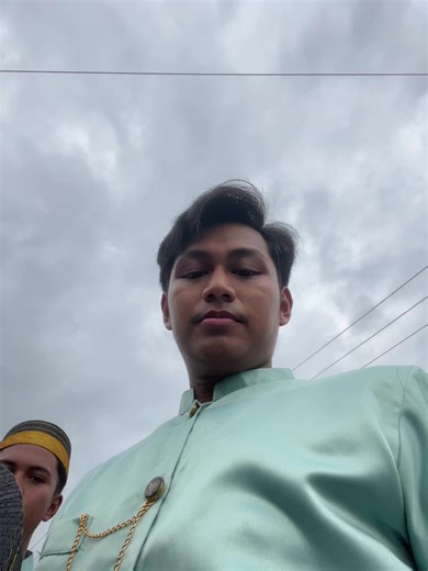 Traditional Bugis Dance in Stunning Attire