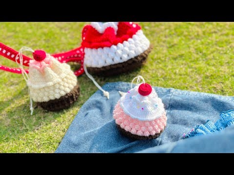 Cute crochet pouch tutorial for beginners