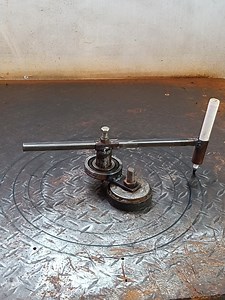 22K views · 85 reactions | Another creative idea, make a DIY compass bow | DIY & CRAF | Facebook