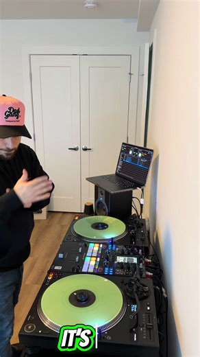 Master DJ Techniques: Scratching and Beat Juggling Tips