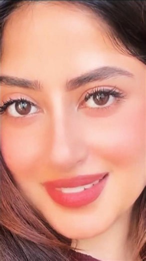 میں تیار ہو کر کیسی لگ رہی ہوں - Zanjeerain Drama BTS - Sajal Aly - Ameer Gilani - Chai Aur Celebs