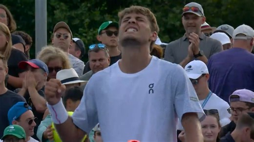 VIDEO Us Open highlights, Cobolli stremato a fine partita: battuto Passaro dopo 4 ore!