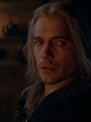 She Looks Lovely and He Knows It #thewitcher #shorts
